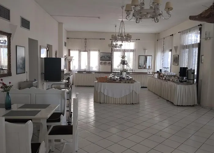 Clara Resort