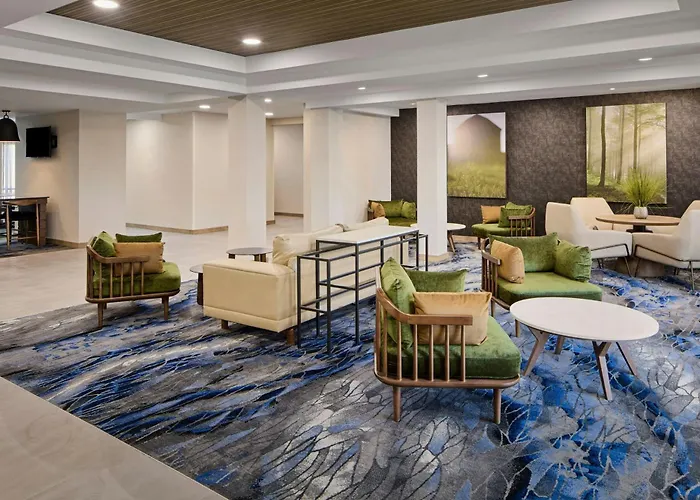 Fairfield Inn & Suites Cleveland Avon