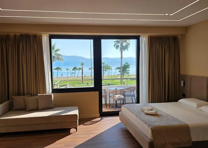 Haris Hotel & Suites