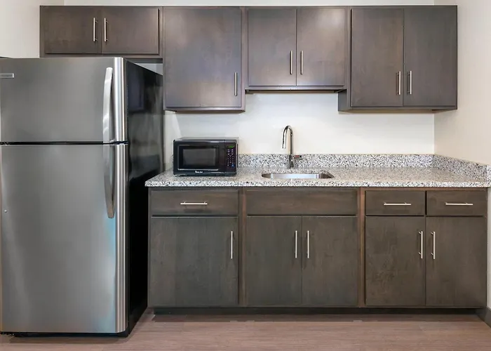 Coral Pointe Sarasota, An Ascend Collection Hotel