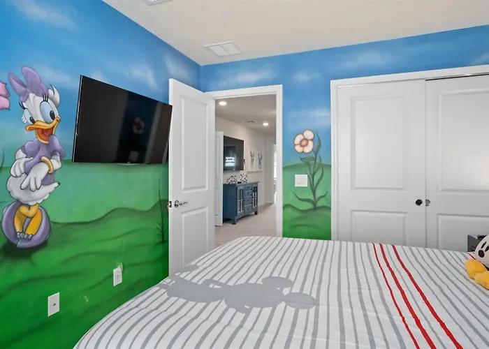 5Br Mickey & Toy Story Theme, Pool, Windsor Island