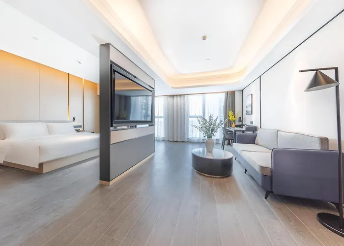 Atour Hotel Xiaolan Zhongshan