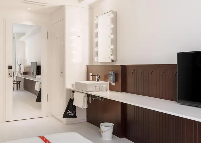 Ruby Hanna Hotel Stuttgart By Ihg