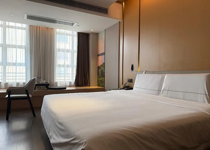Atour Hotel Zhanjiang Renmin Avenue Dingsheng Plaza
