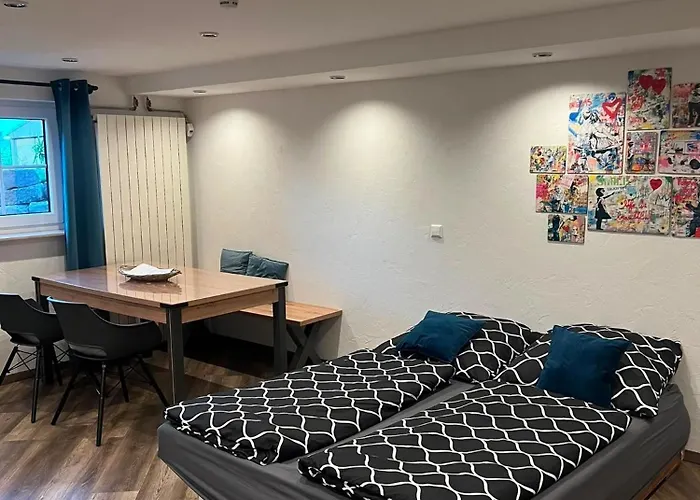 TL Apartments - 2 Zimmer Apartment Josha im Souterrain