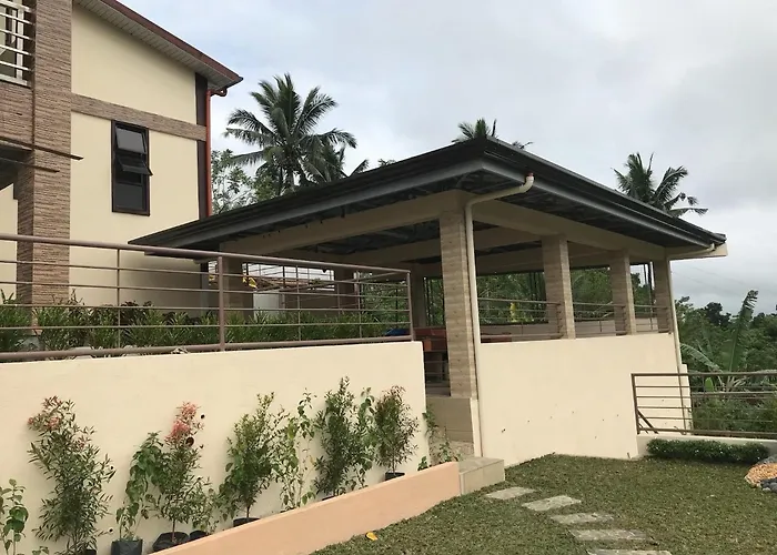 Oyo 1067 Villa Sofia At Silang Tagaytay City