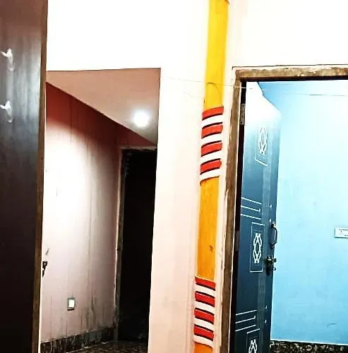 Hotel King Palace - Nature-Valley-Luxury-Room - Prime Location With Parking Facilities