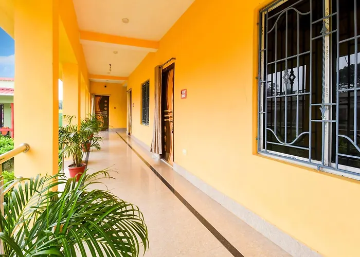 Hotel O Astha Homestay