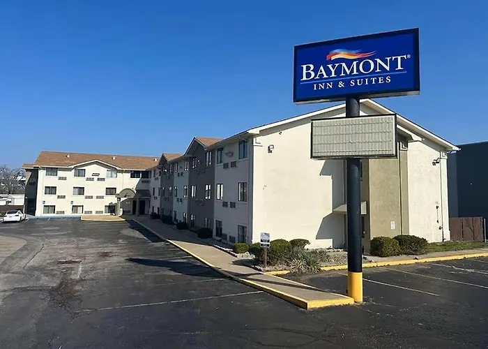 Baymont By Wyndham Bridgeton St Louis