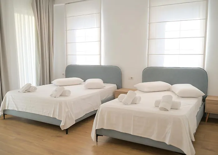 Trevi Hotel & Restorant, Shengjin