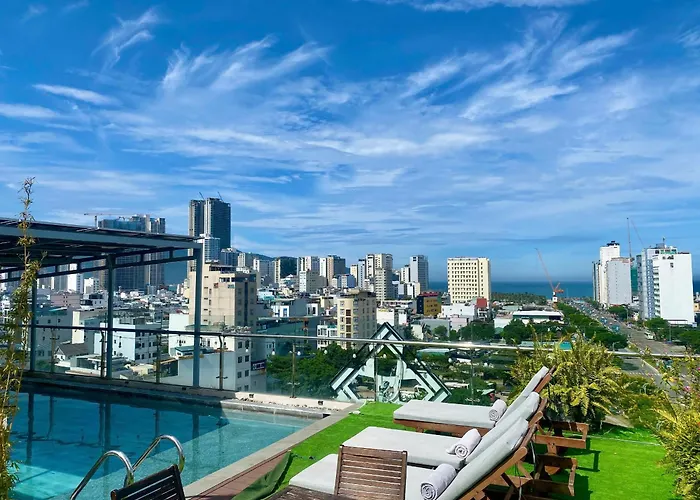 Mian Hotel Danang - Infinity Pool