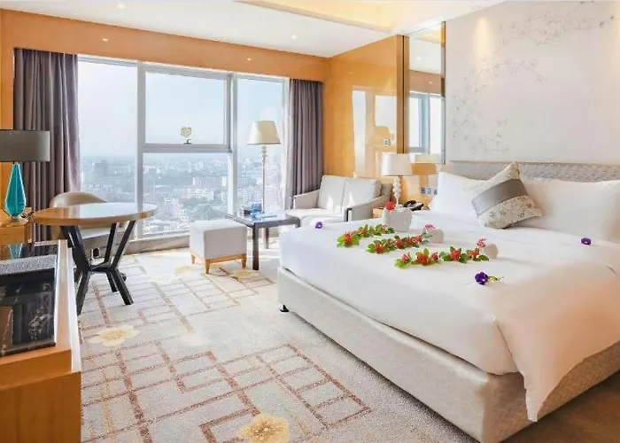 Wanning Yingbin Hotel