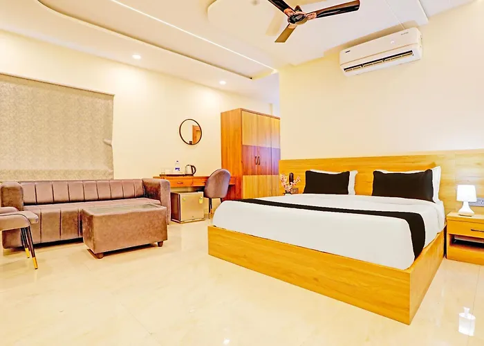 Hotel O Luxor Park