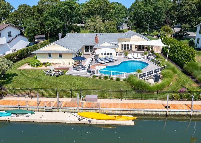 Hamptons Waterfront - Shinnecock Bay