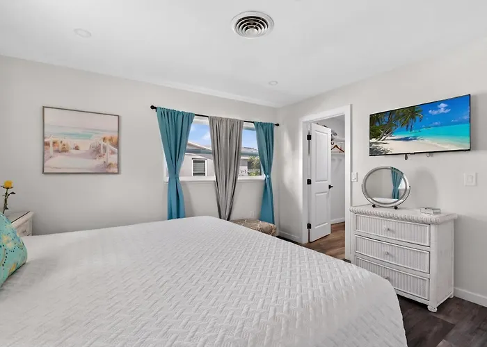 Dockside Delight Waterfront Gulf Access 4 Mins To Beach