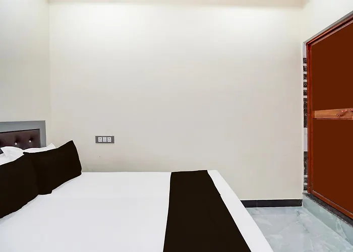Hotel O Hotal Rk Palace