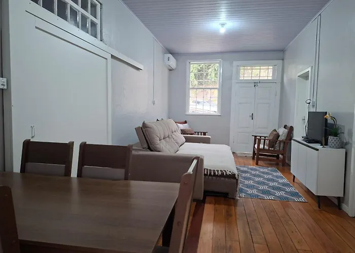Casa Finger próx do Centro e do Núcleo de Casas Enxaimel ambiente familiar