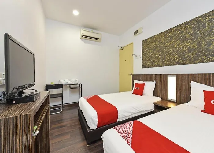 Capital O 90674 4S Hotel