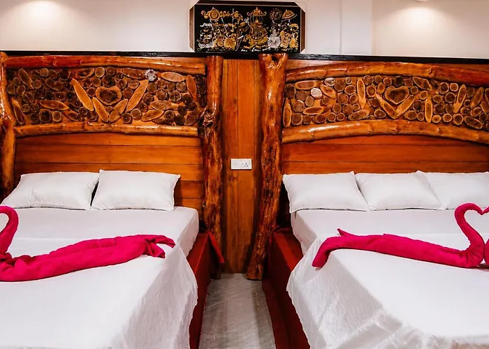 Dhanaya Safari Home