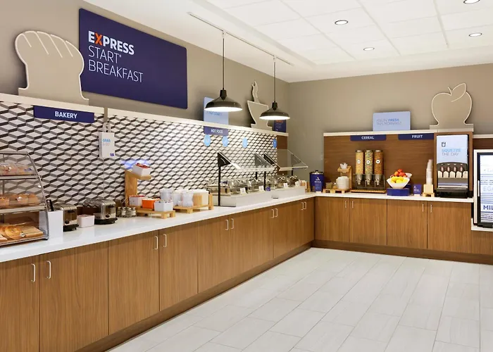 Holiday Inn Express & Suites Linden - Newark South By Ihg