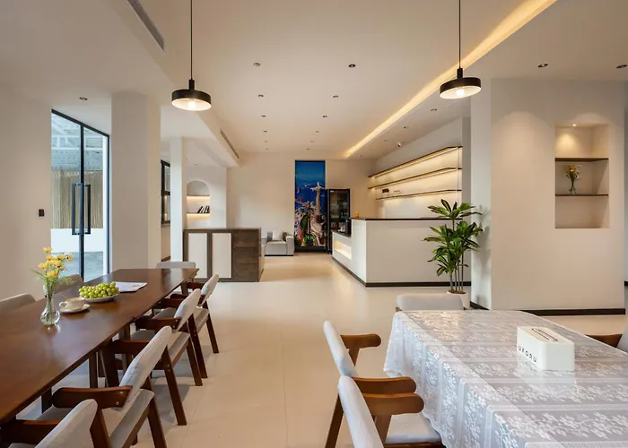 That May Hotel-English Service,Rock Climbing Nearby And Local Lifestyle Culture Guide