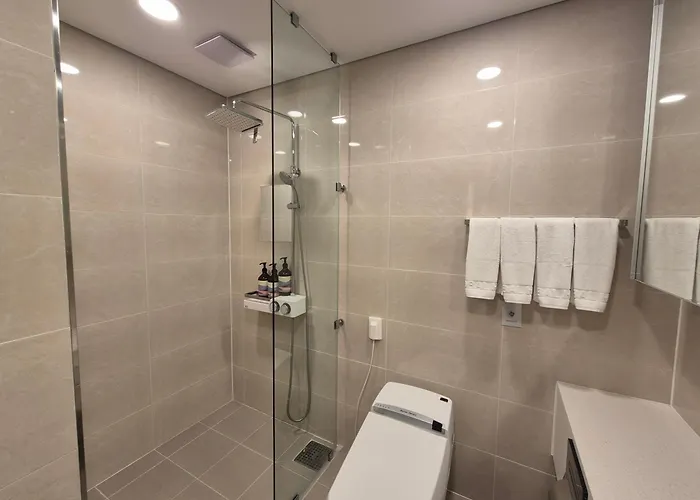 Incheon Airport Global Hotel & Suites