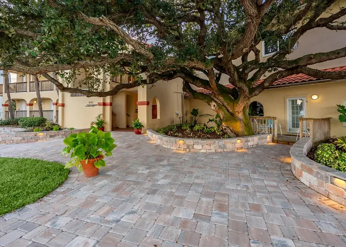 Inn At Camachee Harbor By Coolvacay