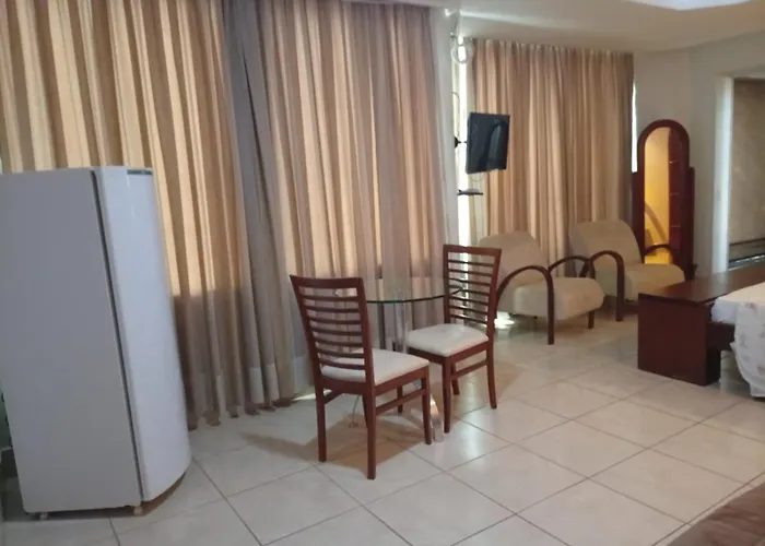 Serrano Park Hotel