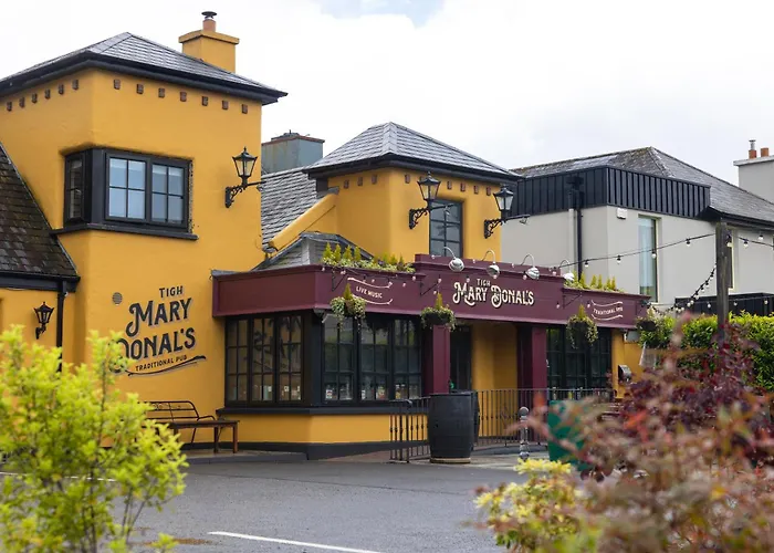 Tigh Mary Donals Bar & Rooms At Whitegates