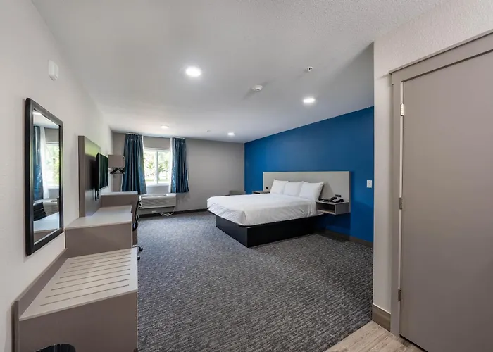 Hummingbird Hotel
