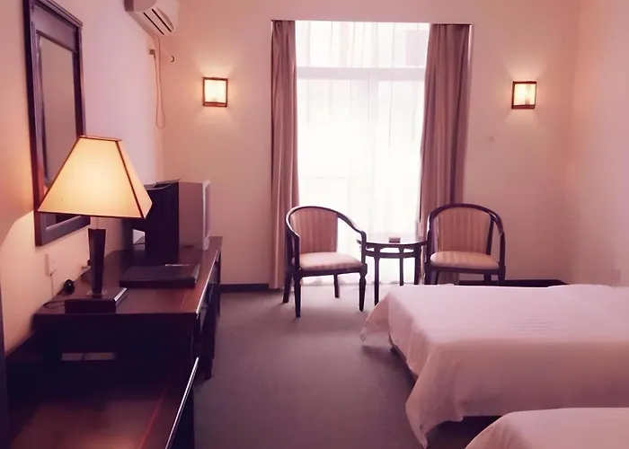 Century Land Hotel Wuyishan