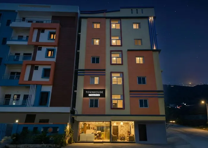 Townhouse Shamshabad Paradise Formerly Blue Petals Hotel