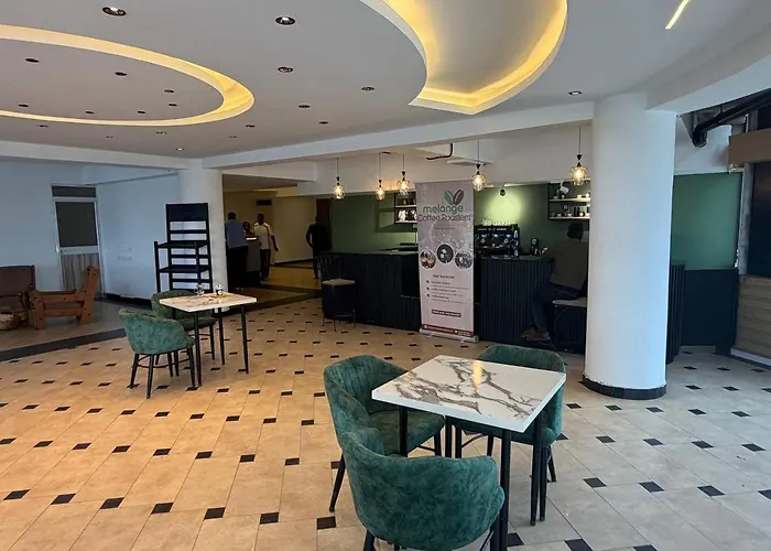 Iconic Coworking Hotel