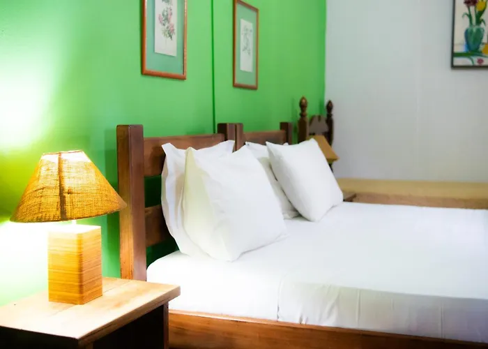 Sr Farm Hotel