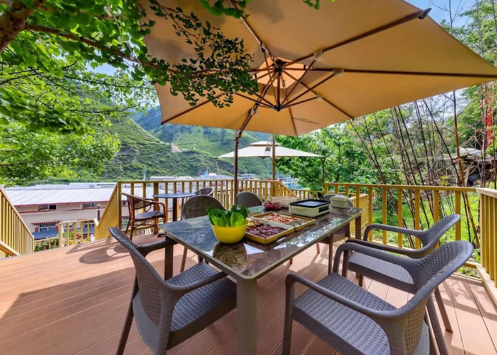 Jiuzhaigou Southern Hill Retreat B&B
