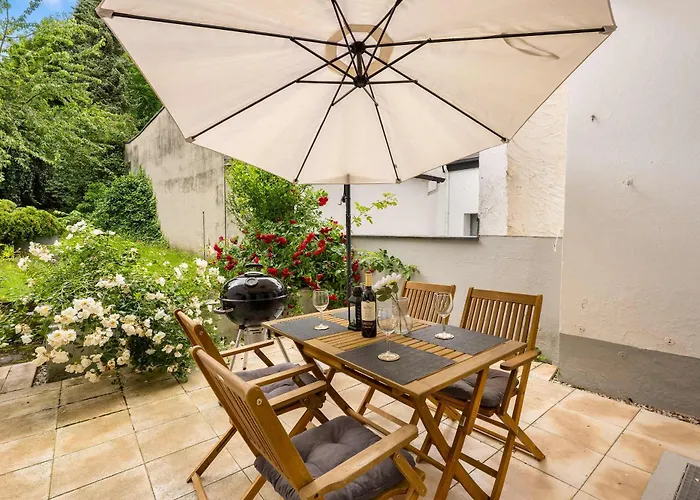 MOLA Apartments-Stilvolle Altstadtwohnung- Seilersee-5 Personen-Terrasse-Grill-Gratis WLAN