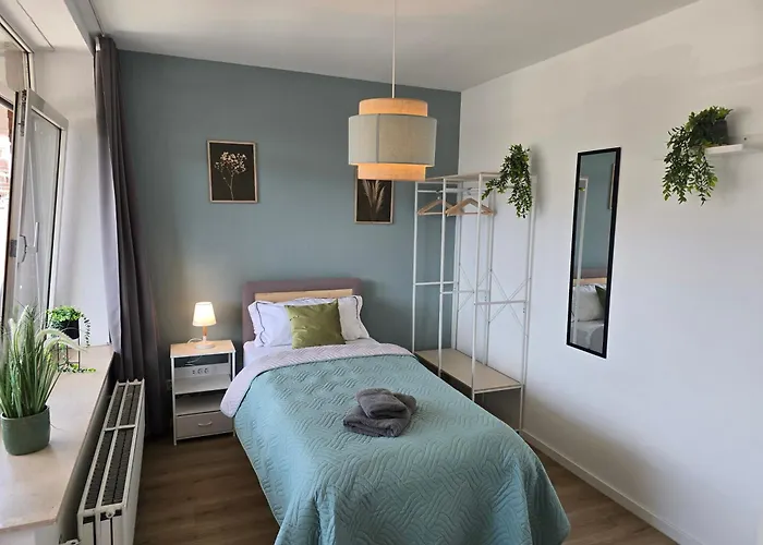 6 Schlafplätze - Zentral, Balkon, Parkplatz, Küche