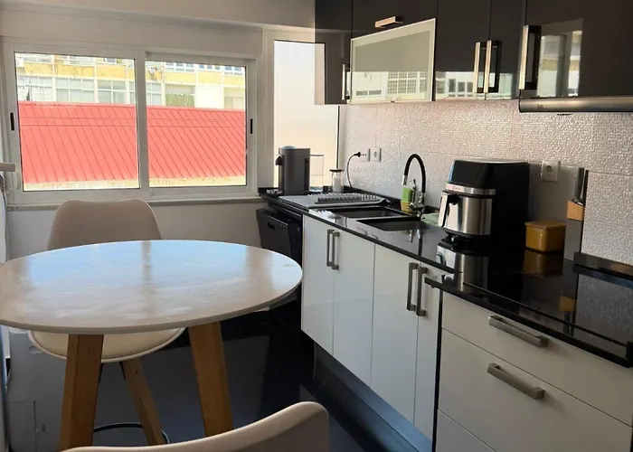 Cozy Apartment Almada