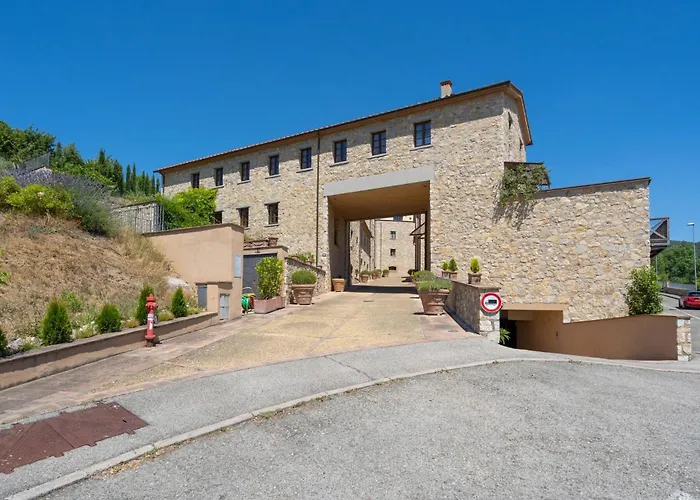 Borgo Di Gaiole - Casa Julietta - Apartment With A View & Travel Guide