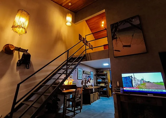 Loft do Fotógrafo 4 - Poucos passos do Rio das Almas