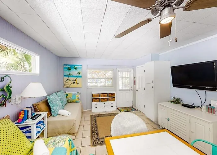 21 Palms Unit B