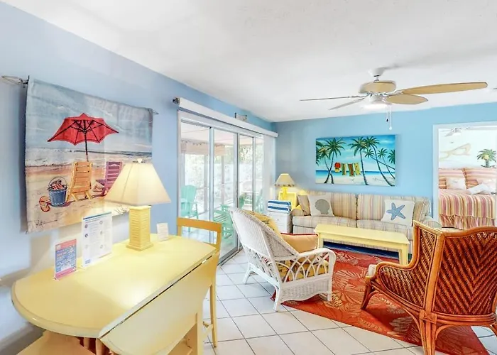 21 Palms Unit A