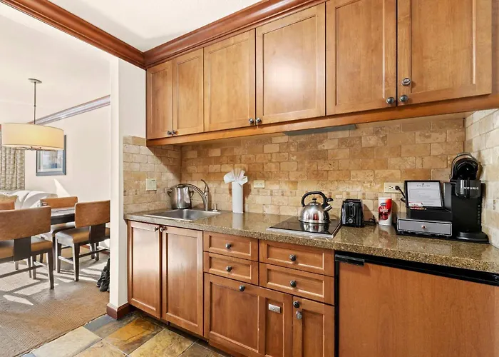 Remodeled Second Floor Valley View Suite No Resort Fee
