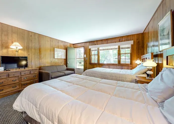 King Birch Lake Home, Unit 3
