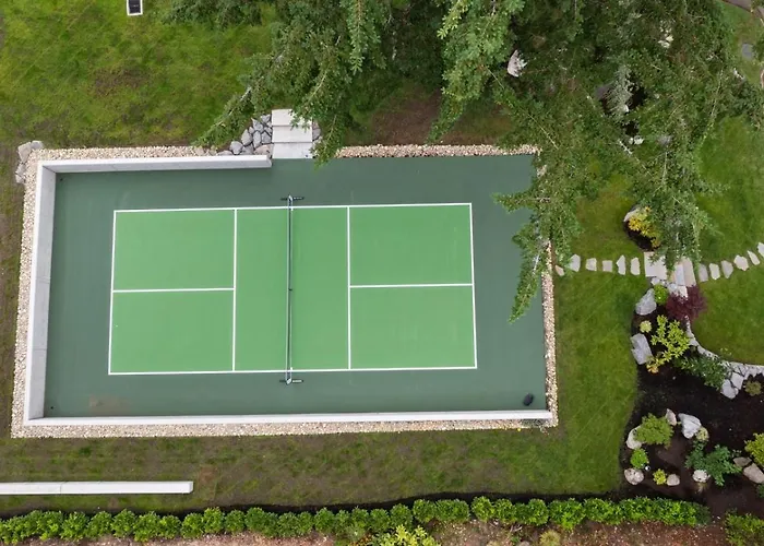 The Loft | Beach | Kayaks & Pickleball