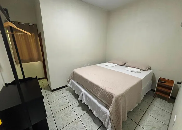 Quartus Hotel