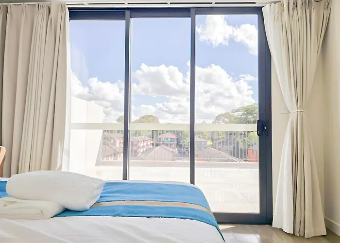 Auburn Studio, Entire Studio With Ensuite Toilet And Kitchen