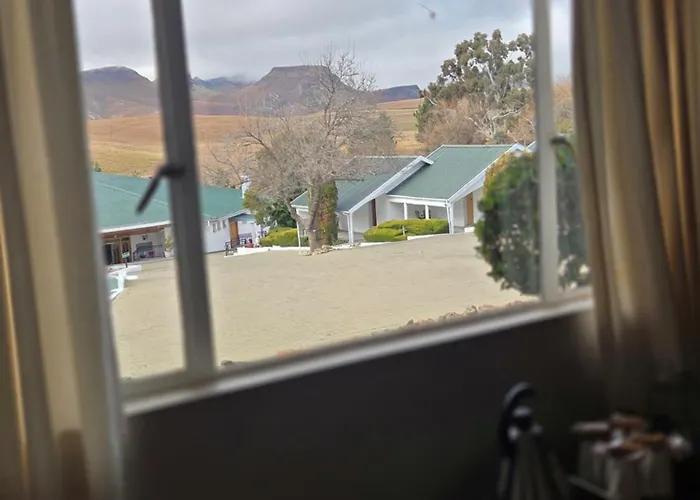 Mountain Shadows Hotel