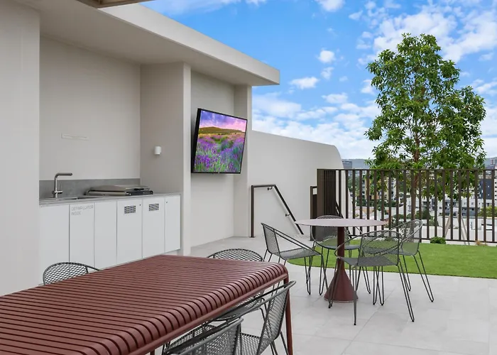 Riverside Modern 2Br East Brisbane With Parking