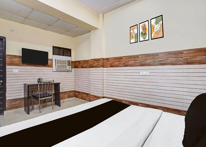 Super Hotel O Noida Sector 63 Formerly Aditya Residency